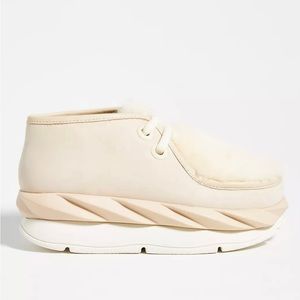 Mellow Wasa Sherling Sneaker / Cream Size 7 Retail: $325